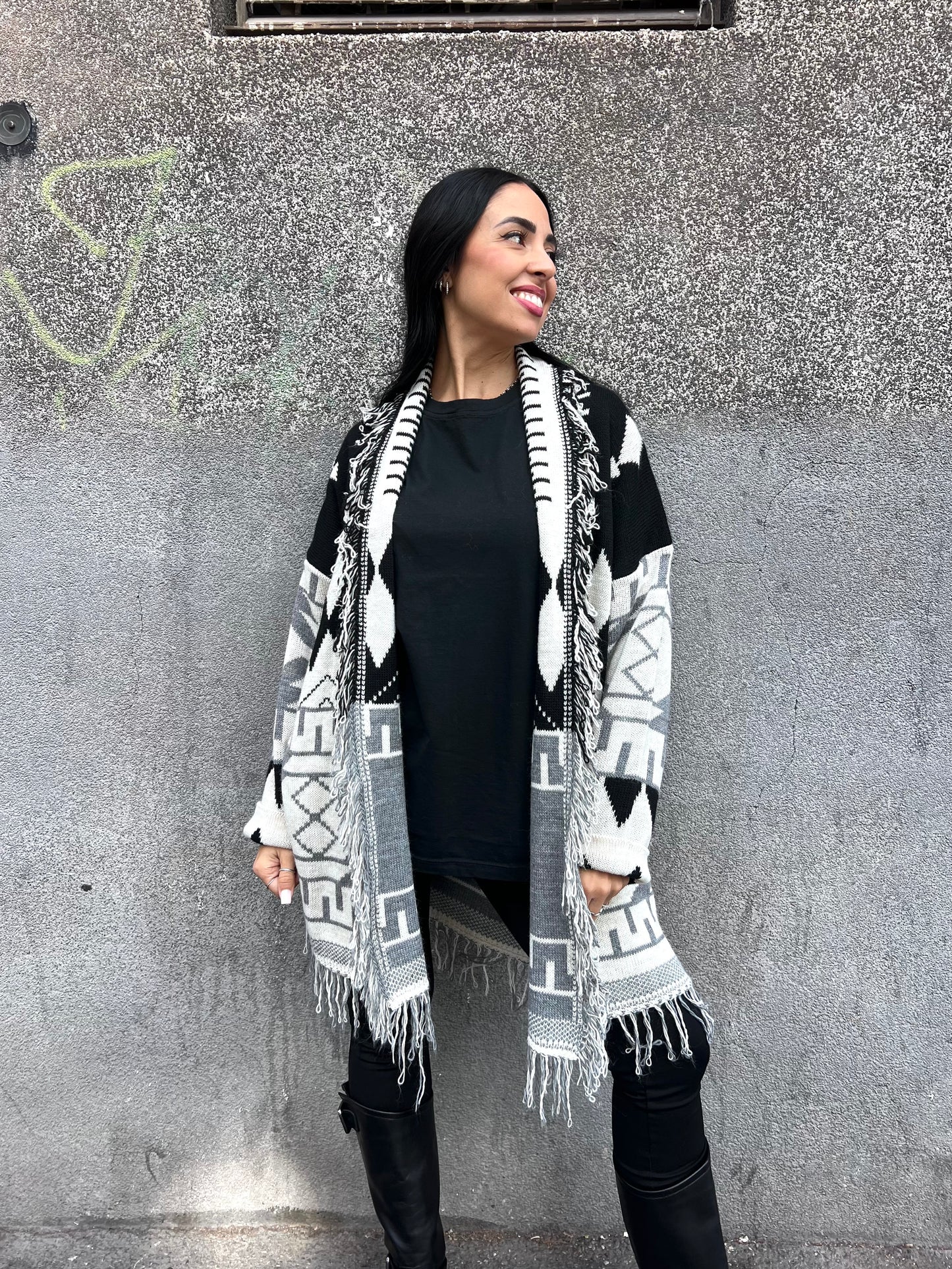 SUSY MIX CABAN LUNGO SFRANGIATO ETNICO NERO