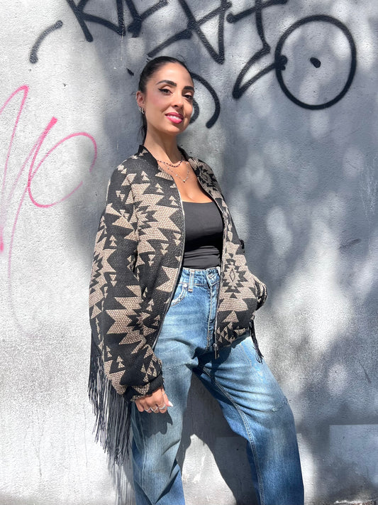 SUSY MIX BOMBER FRANGE FINE TRAMA JACQUARD NERO