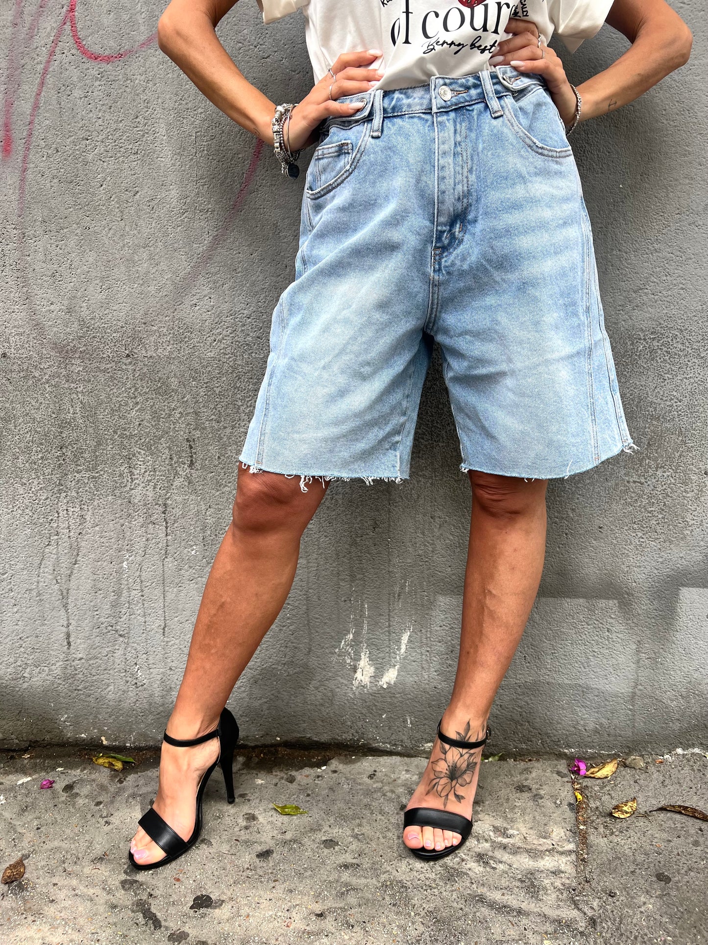 SUSY MIX BERMUDA DENIM SFRANGIATO IRINA LIGHT BLU