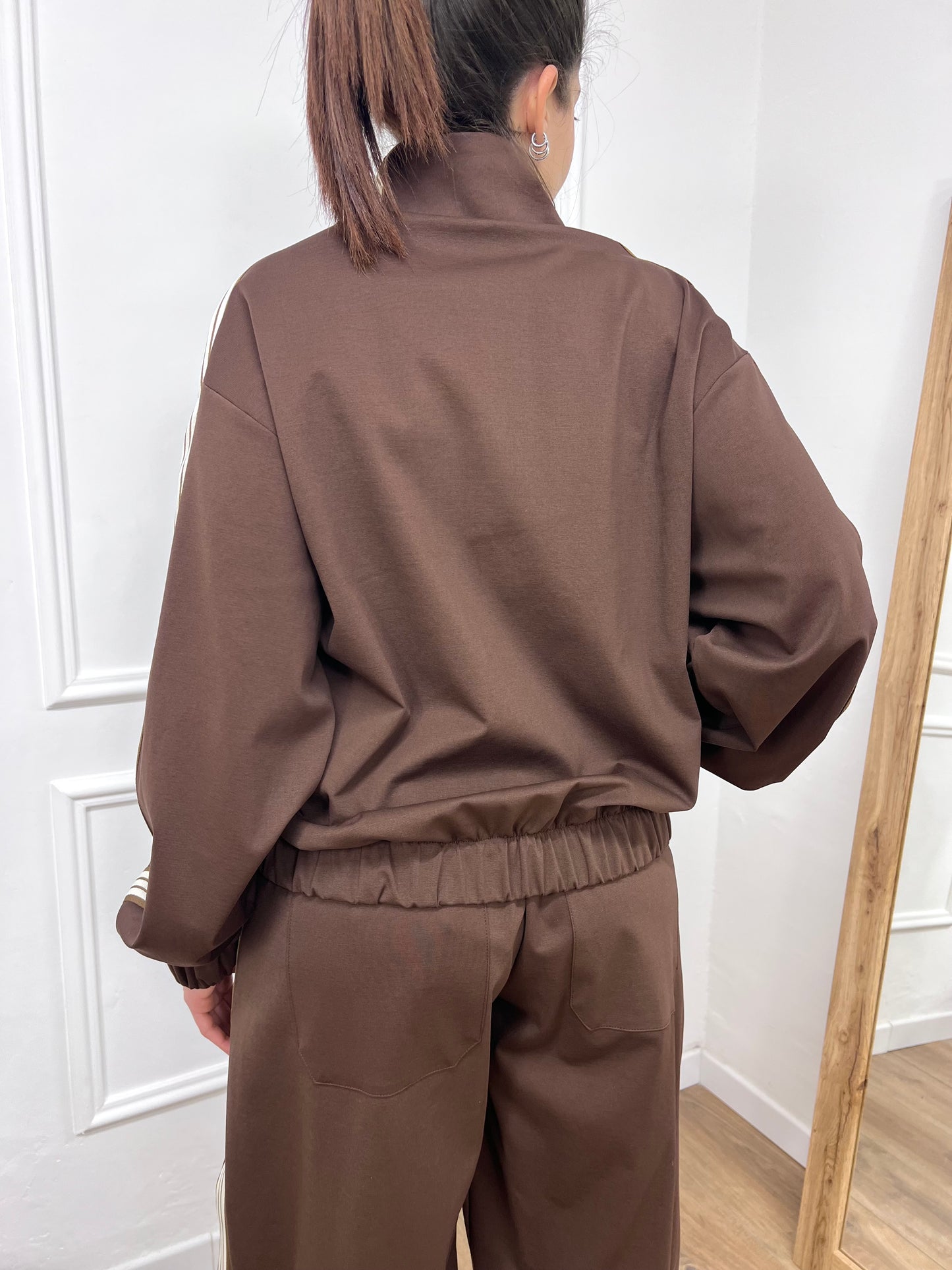 MOTEL FELPA ALAMARI BANDE BENNY MORO