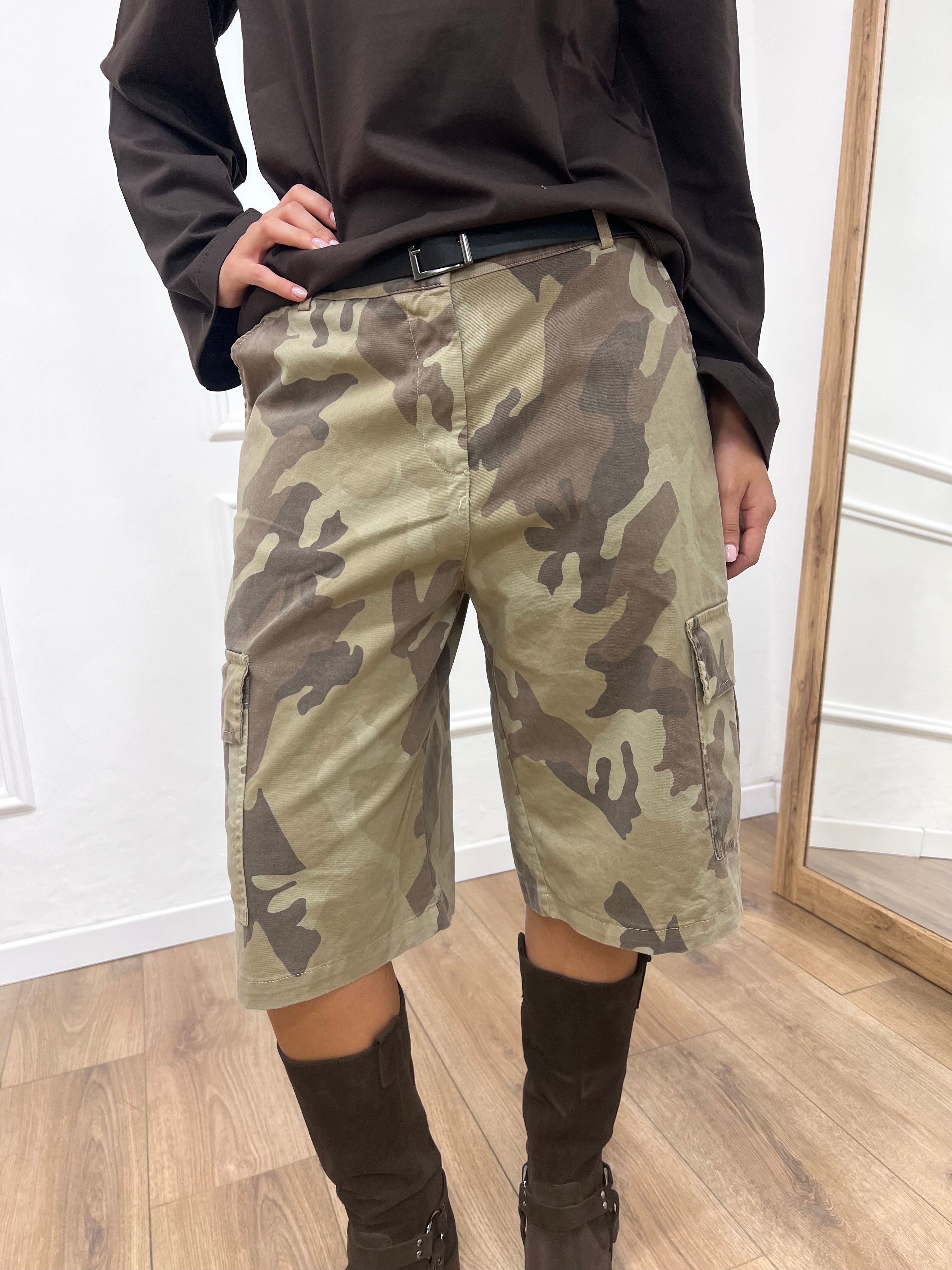 BERMUDA CARGO CAMOUFLAGE SUSY MIX