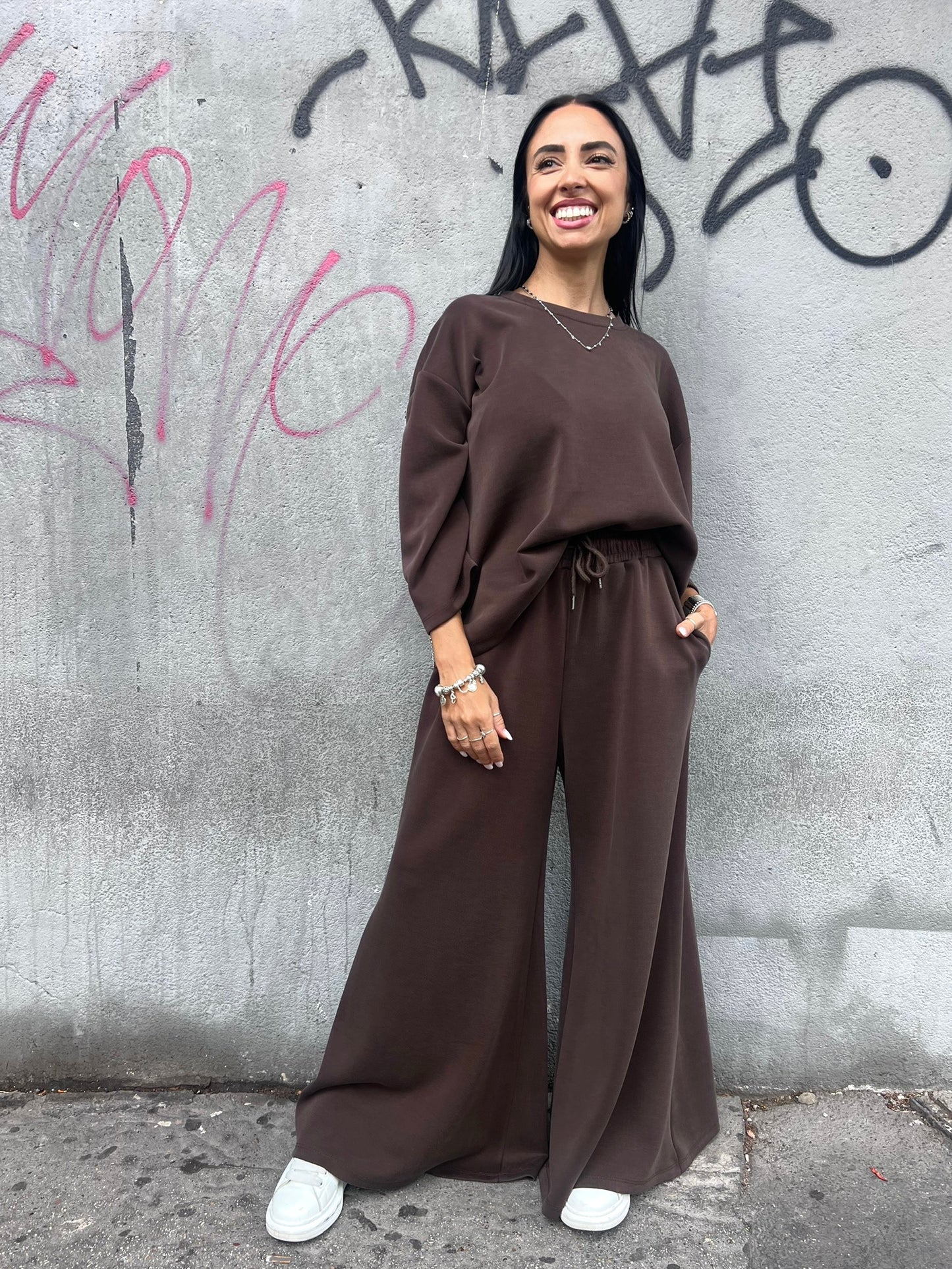 SUSY MIX COMPLETO FELPA& PANTALONE MARIKA CIOCCOLATO