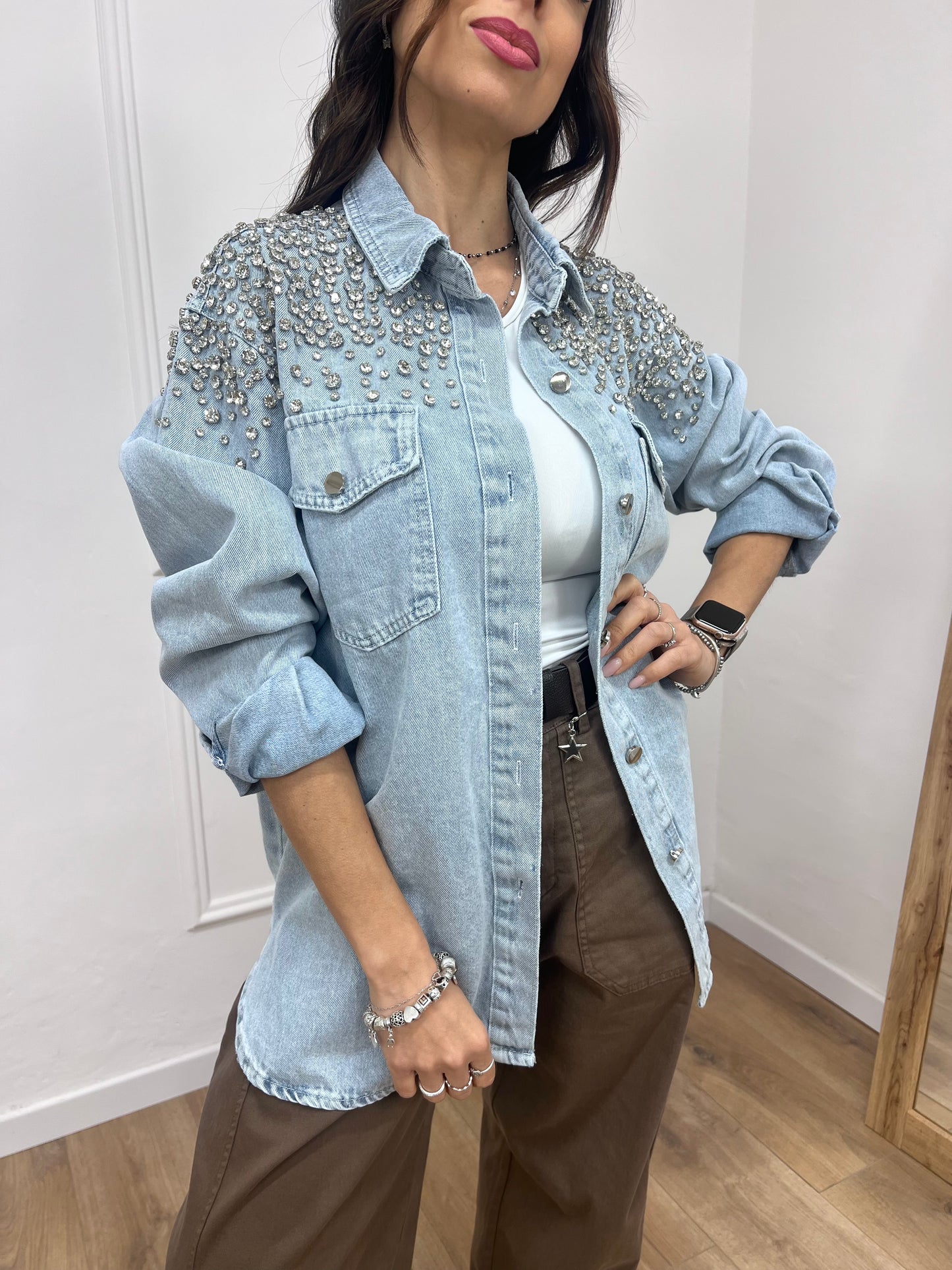 SUSY MIX CAMICIA OVER CON CABOCHON LUCE LIGHT BLU