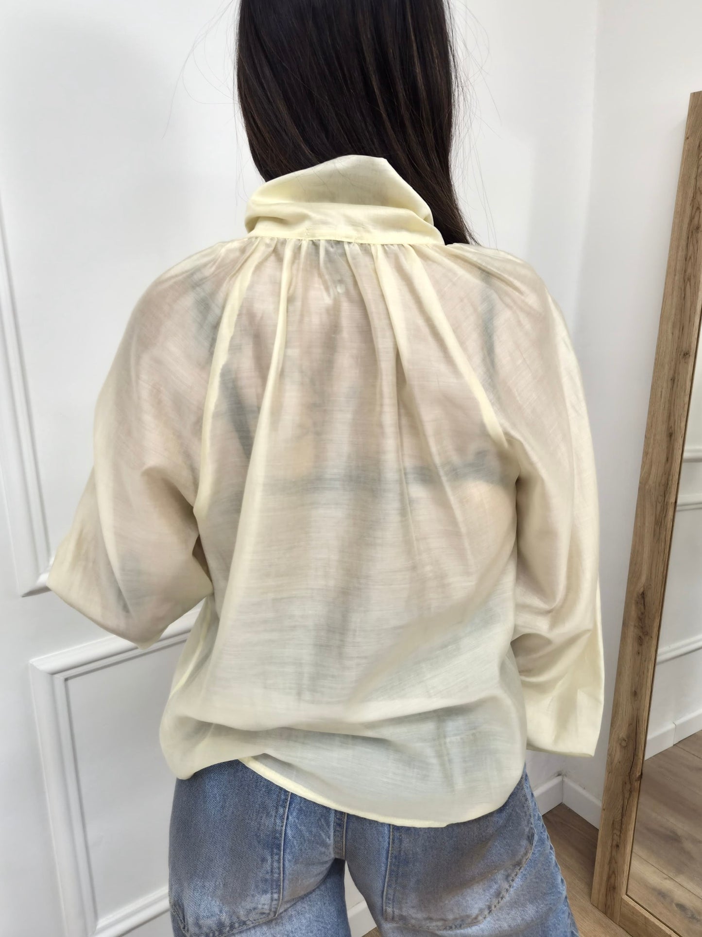 SUSY MIX BLUSA CON FIOCCO BARBARA GIALLO BURRO