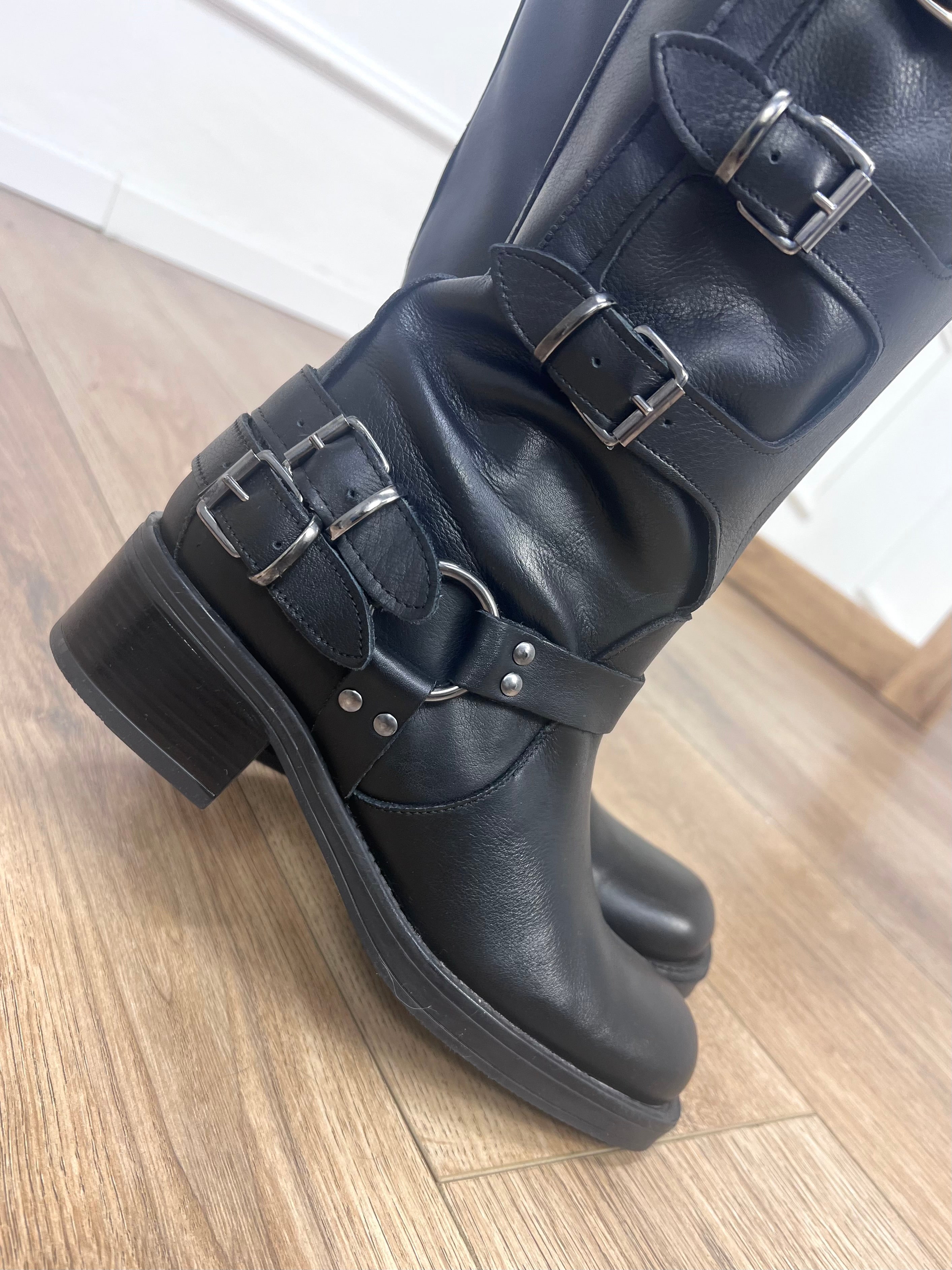STIVALE BIKER MULTIFIBIE PUNTA SQUADRATA PELLE NERO VIA MONDANA